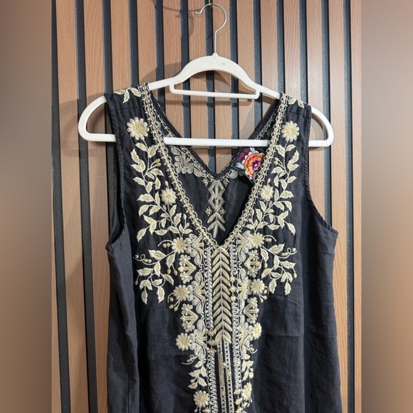 Johnny Was embroidered kaftan dress Sz PM - Picture 2 of 7